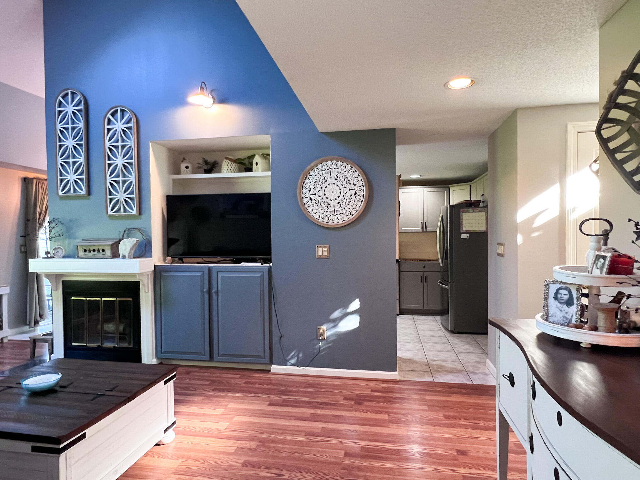 19 Meadowbrook Drive, Unit 4 Gorham, ME 04038 - Photo 8 of 42 IMG_4220