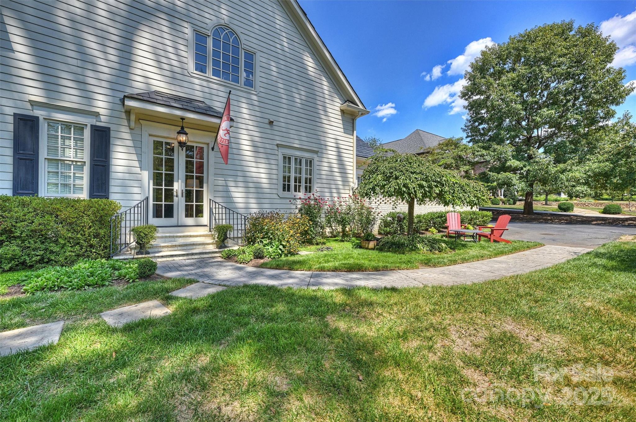 1869 Queens Road West Charlotte, NC 28207 - Photo 3 of 48 Gallery Image 3