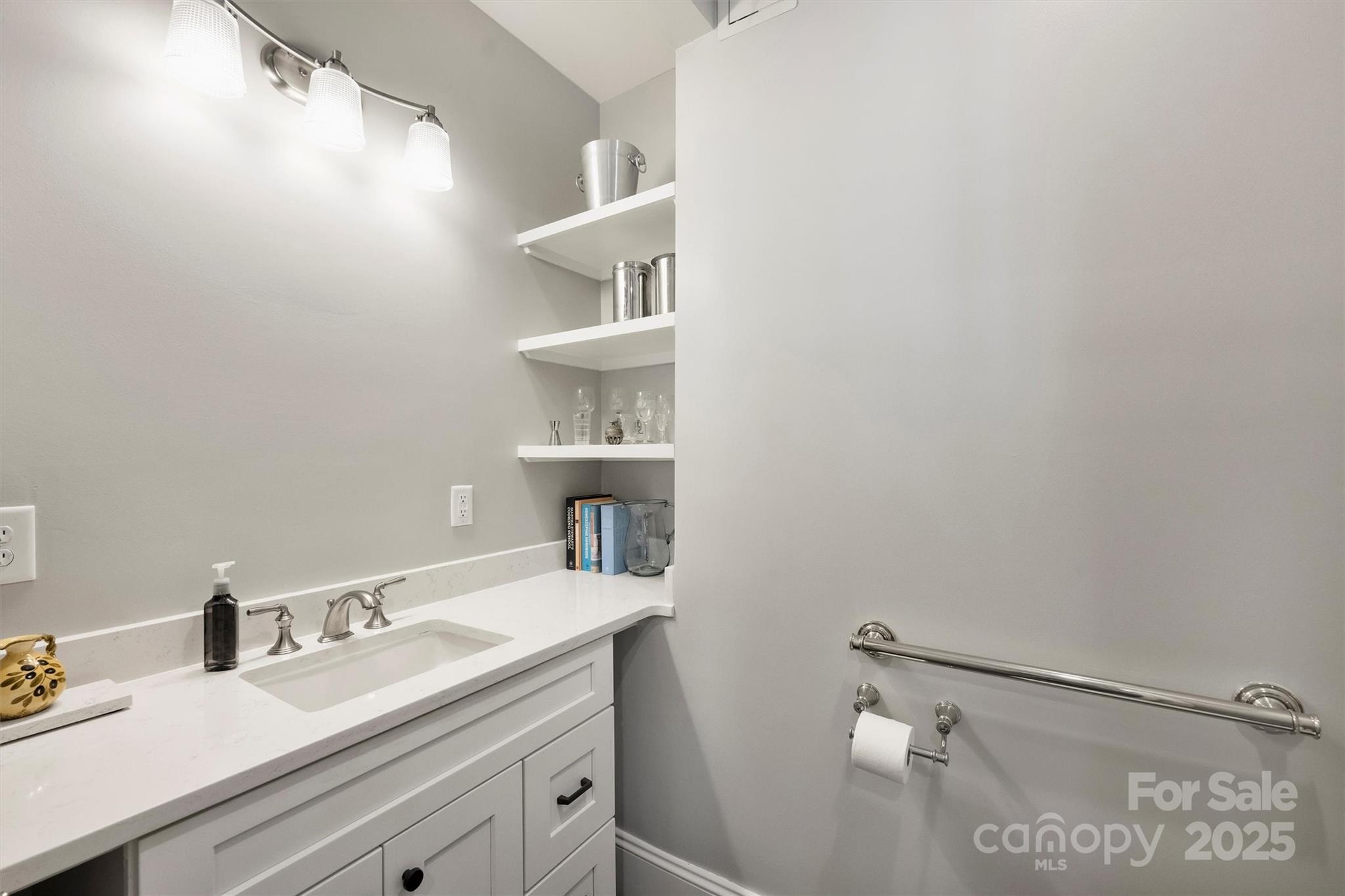 1869 Queens Road West Charlotte, NC 28207 - Photo 33 of 48 Gallery Image 33