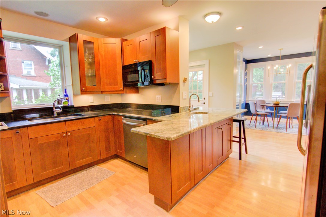 2401 Coventry Road Cleveland Heights, OH 44118 - Photo 15 of 35