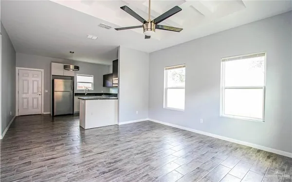 $950 | 3907 Valeria Street, Unit 1, Edinburg, TX 78541