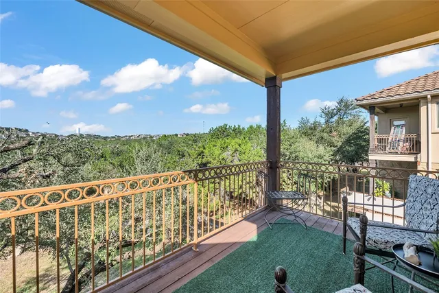 $2,950 | 520 South Meadowlark Street, Unit B, Lakeway, TX 78734