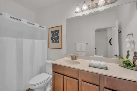 $2,950 | 520 South Meadowlark Street, Unit B, Lakeway, TX 78734