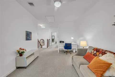 $2,950 | 520 South Meadowlark Street, Unit B, Lakeway, TX 78734