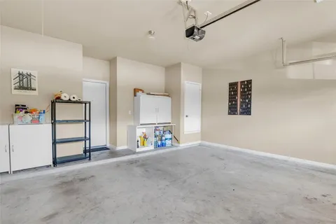 $2,950 | 520 South Meadowlark Street, Unit B, Lakeway, TX 78734