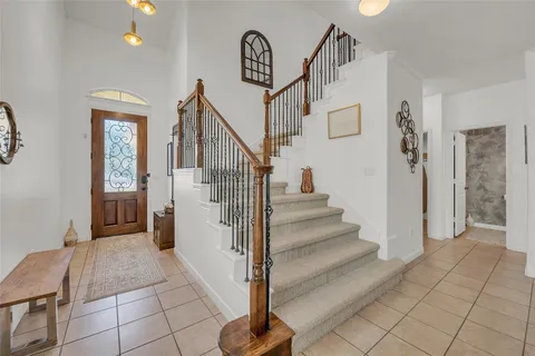 $2,950 | 520 South Meadowlark Street, Unit B, Lakeway, TX 78734