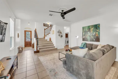 $2,950 | 520 South Meadowlark Street, Unit B, Lakeway, TX 78734