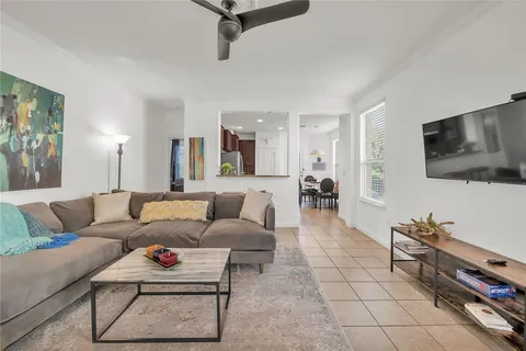 $2,950 | 520 South Meadowlark Street, Unit B, Lakeway, TX 78734