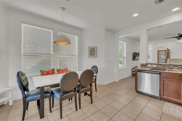 $2,950 | 520 South Meadowlark Street, Unit B, Lakeway, TX 78734