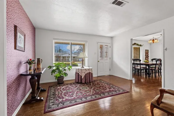 $274,900 | 513 West Mc Lain Drive, Sherman, TX 75092