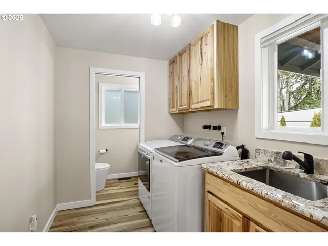 $775,000 | 692 Echo Drive, Roseburg, OR 97470