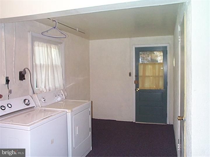374 Heathcliffe Road Huntingdon Valley, PA 19006 - Photo 23 of 25 Laundry Room