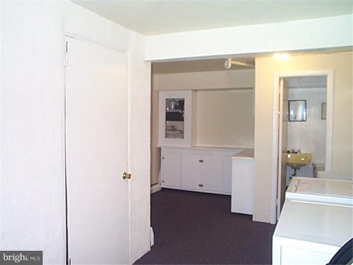 374 Heathcliffe Road Huntingdon Valley, PA 19006 - Photo 24 of 25 Laundry Room