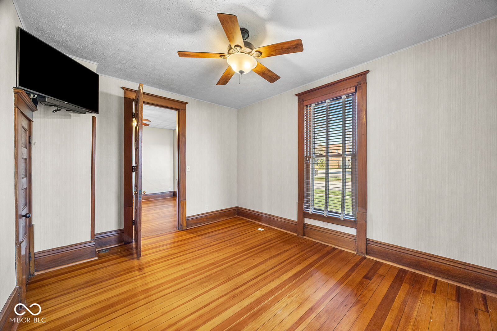 400 South Prairie Street Brookston, IN 47923 - Photo 12 of 29