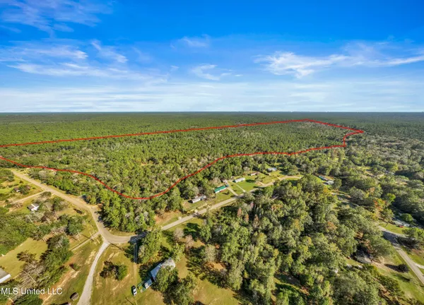$695,000 | 0 Reese Drive, Saucier, MS 39574