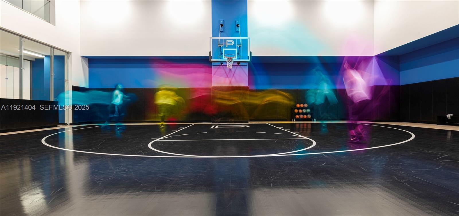 851 Northeast 1st Avenue, Unit 1508 Miami, FL 33132 - Photo 42 of 43 a room with gym equipment