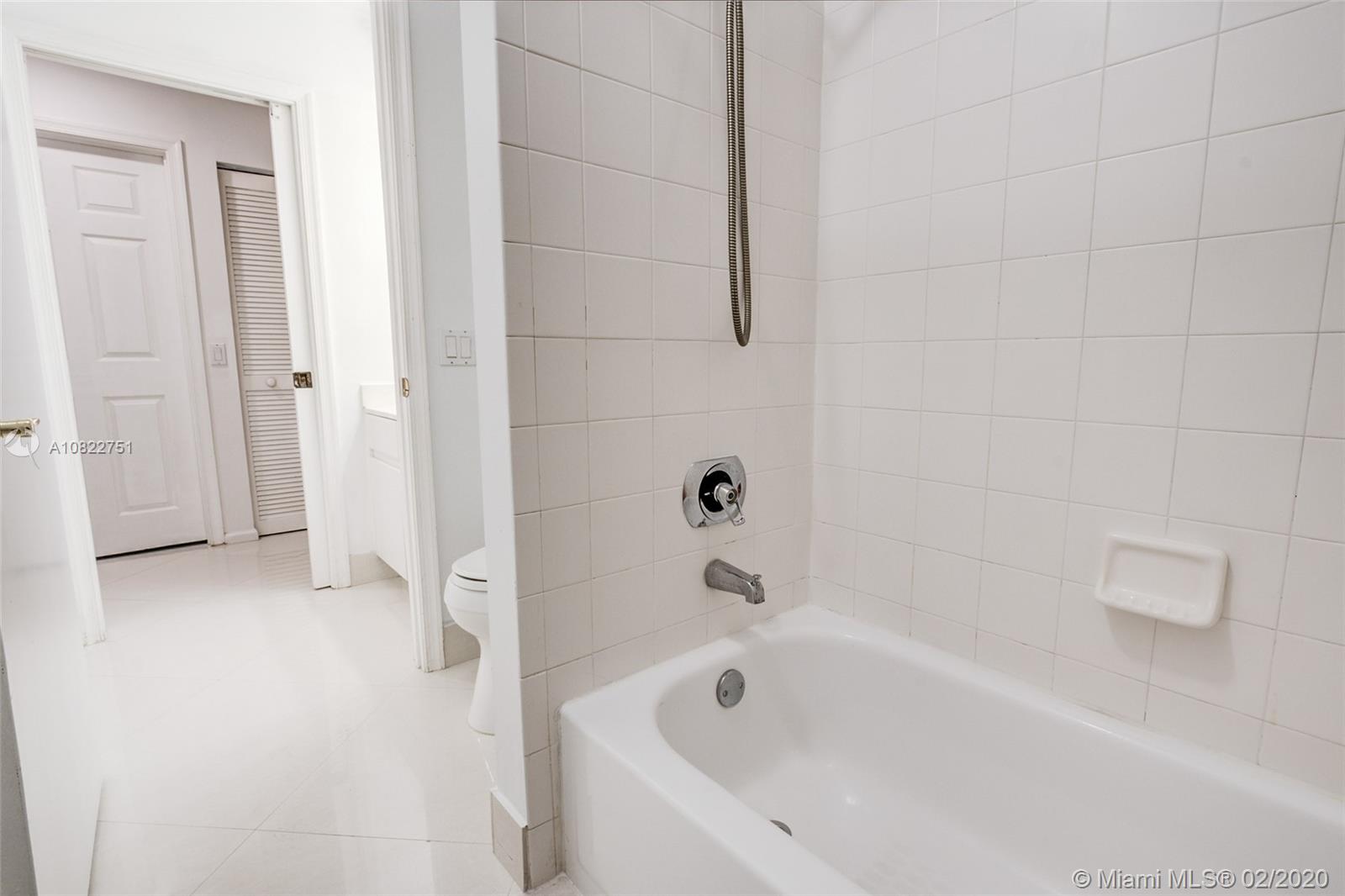 1879 Water Ridge Court, Unit 1879 Weston, FL 33326 - Photo 15 of 21