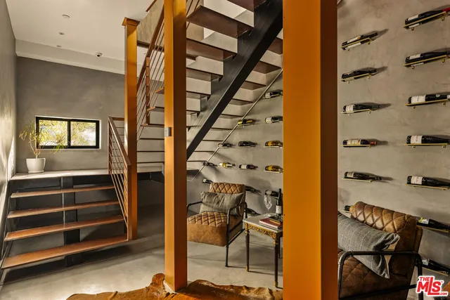 a view of entryway with a front door