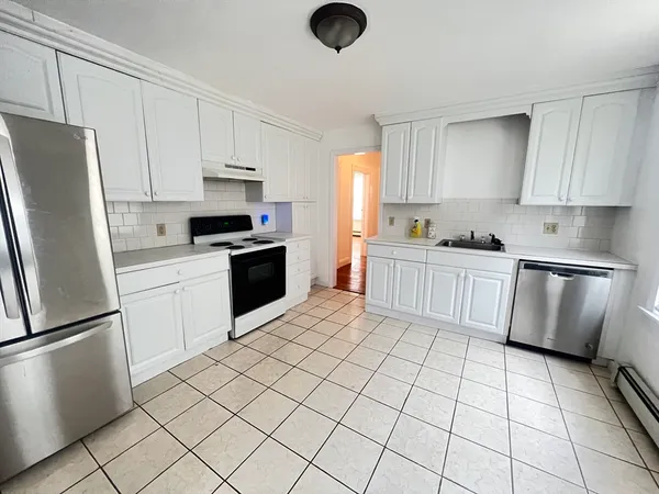 $3,000 | 39 Etna Street, Unit 1, Boston, MA 02135