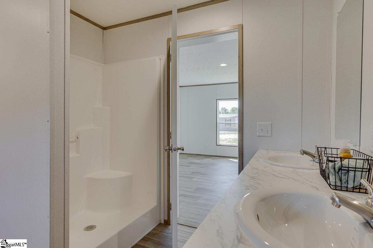 101 Garnet Lane Easley, SC 29640 - Photo 21 of 28