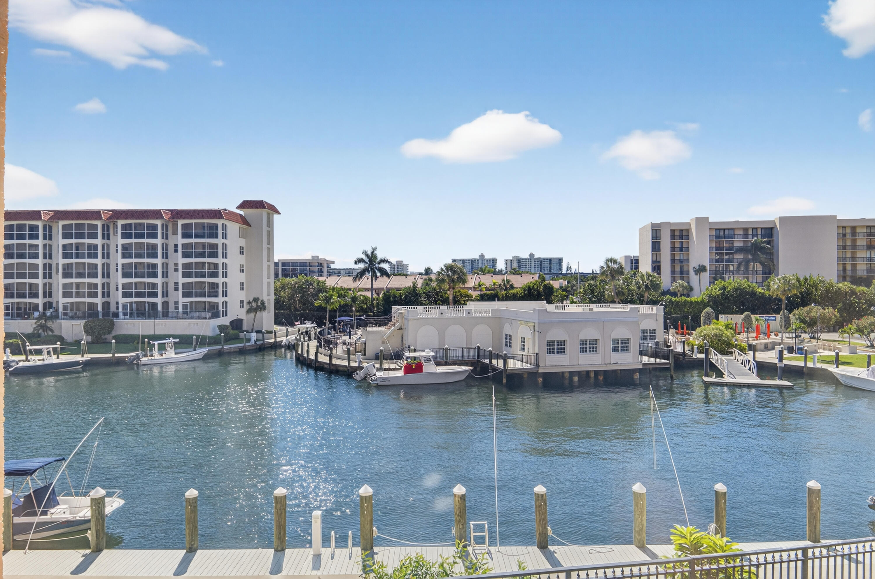 2871 North Ocean Boulevard, Unit V247 Boca Raton, FL 33431 - Photo 20 of 77 DSC_9383