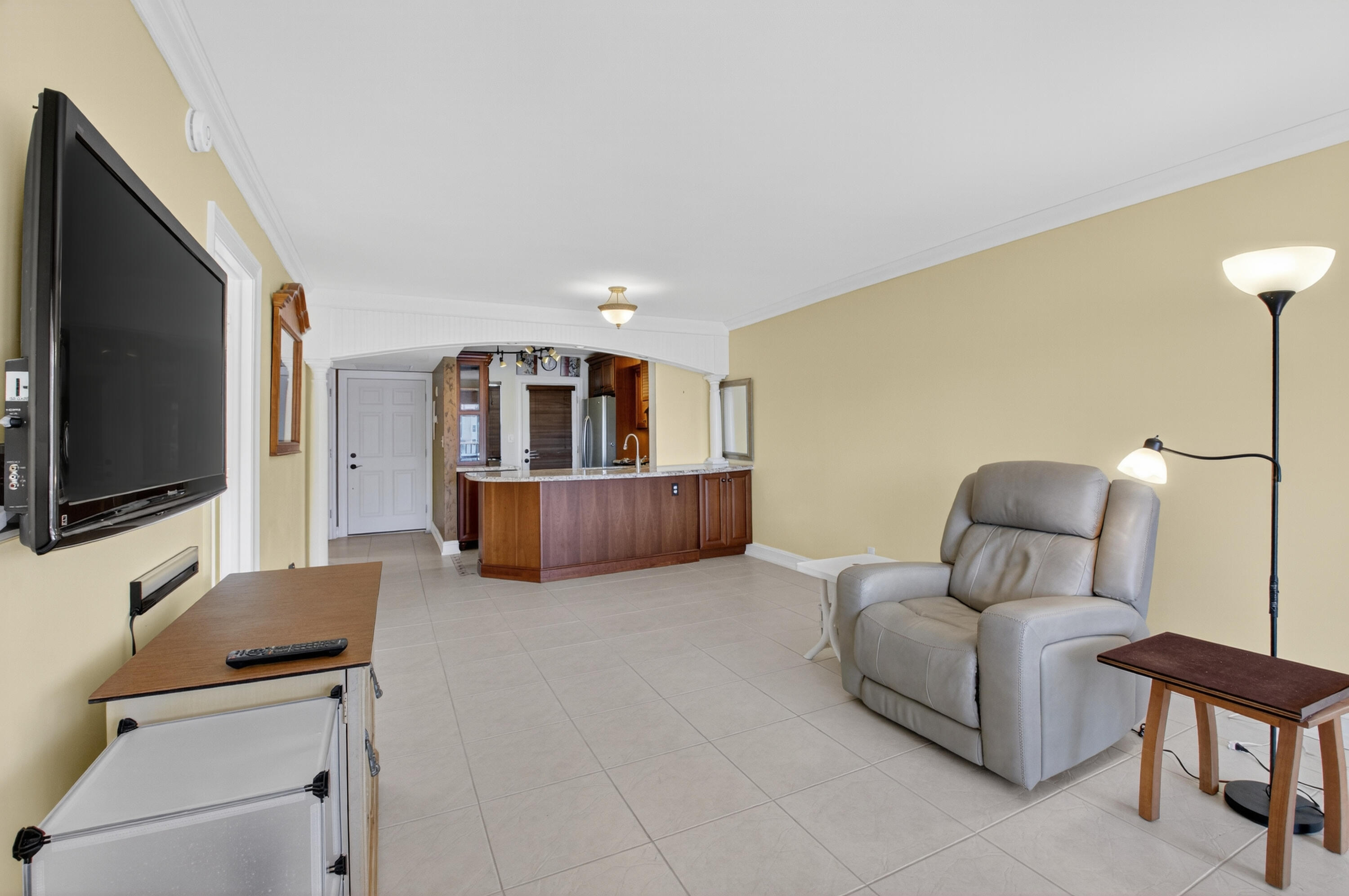2871 North Ocean Boulevard, Unit V247 Boca Raton, FL 33431 - Photo 8 of 77 DSC_9326