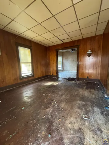 $39,500 | 509 Northeast Scotland Avenue, Topeka, KS 66616