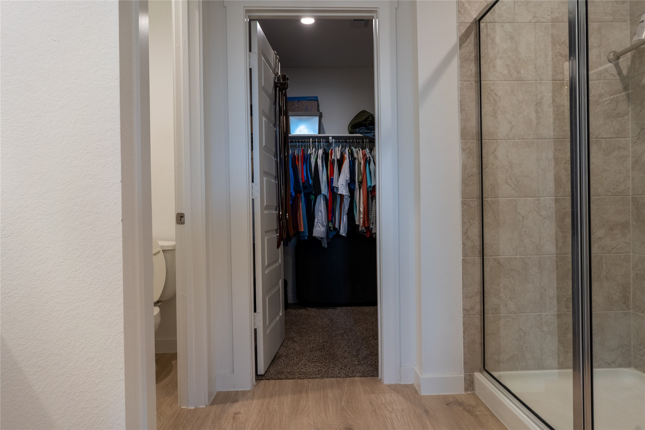 31811 Hallington Hl Lane Fulshear, TX 77441 - Photo 12 of 26 Master Bathroom