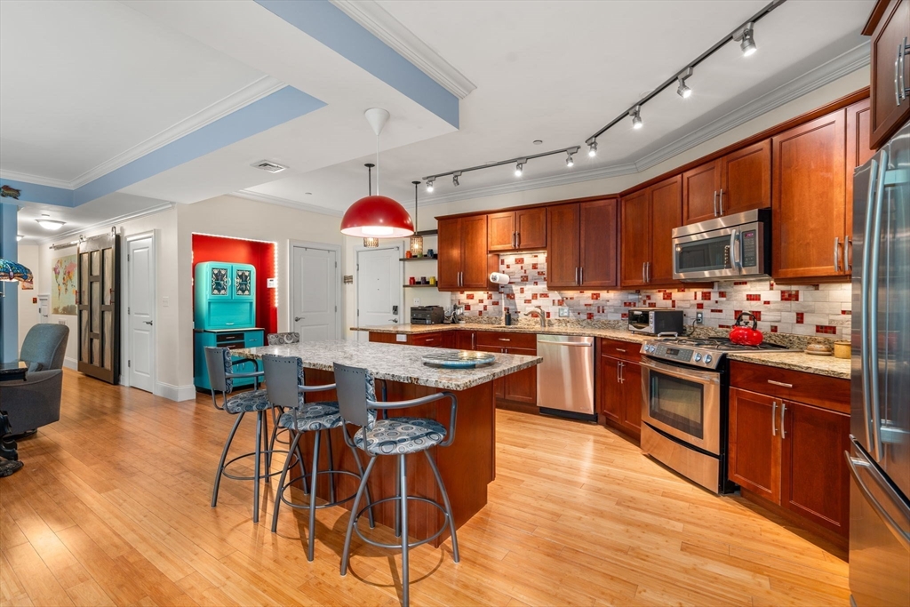 224 Florence Street, Unit 3 Boston, MA 02131 - Photo 11 of 30