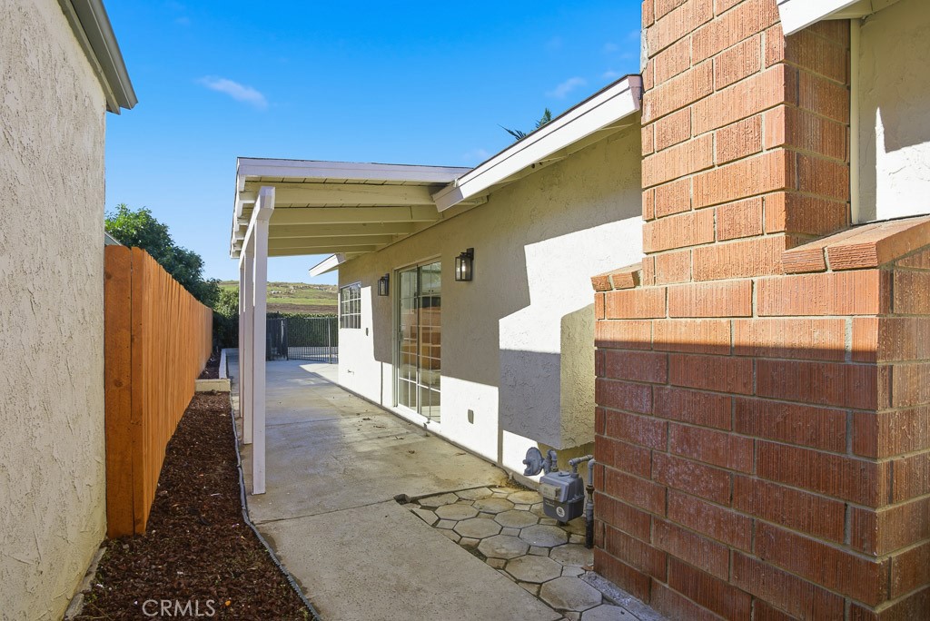 7051 Idyllwild Lane Riverside, CA 92503 - Photo 29 of 40