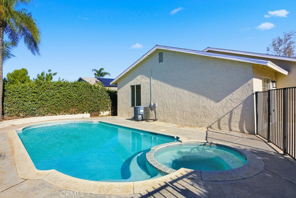 7051 Idyllwild Lane Riverside, CA 92503 - Photo 31 of 40