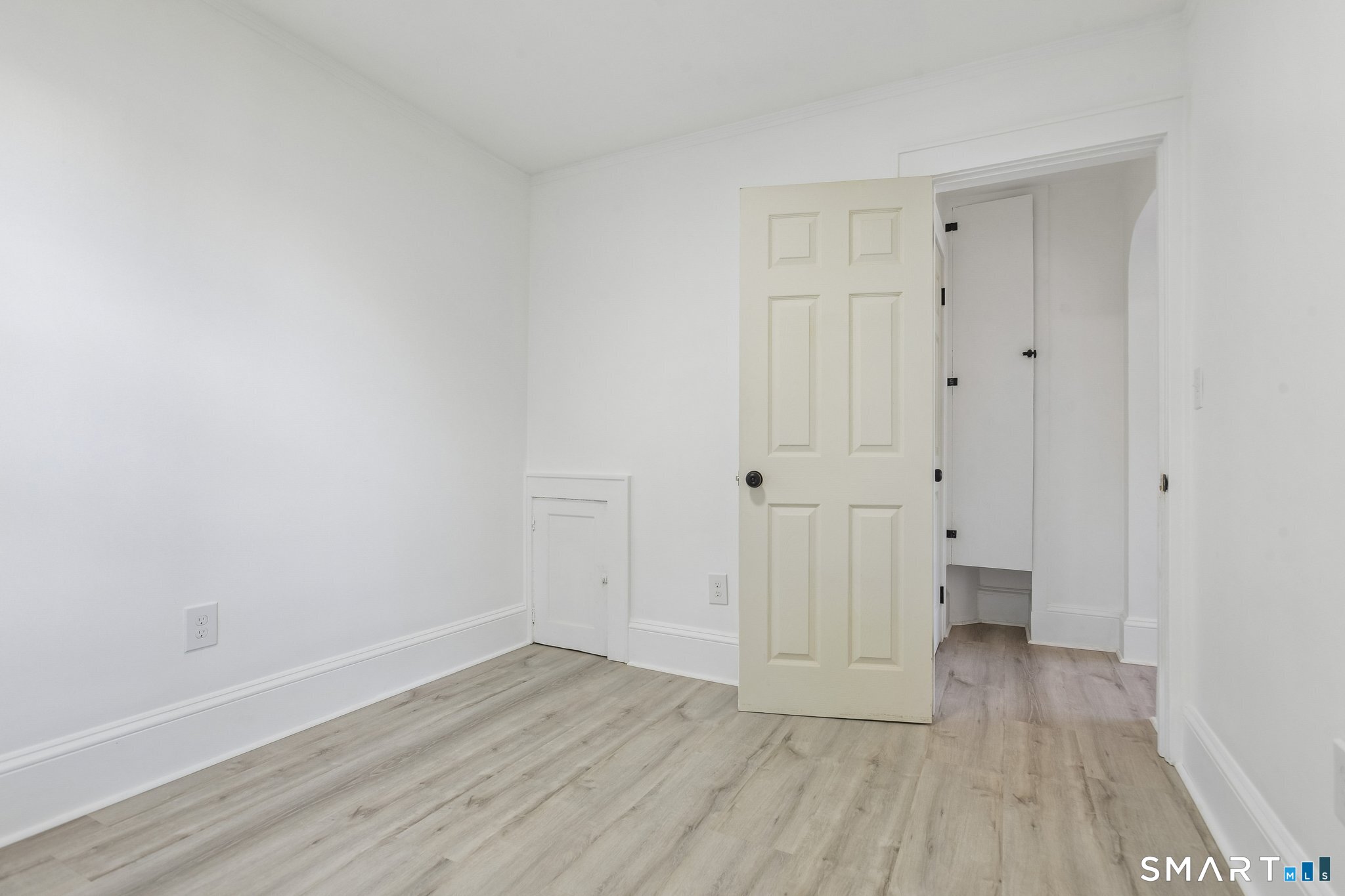 42 Godfrey Street Groton, CT 06340 - Photo 22 of 32