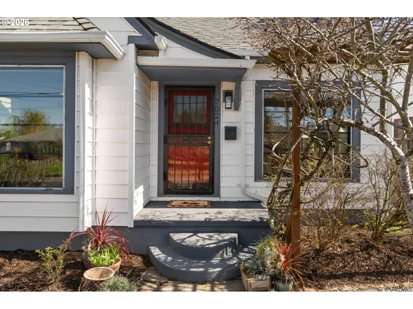 $525,000 | 7024 North Albina Avenue, Portland, OR 97217