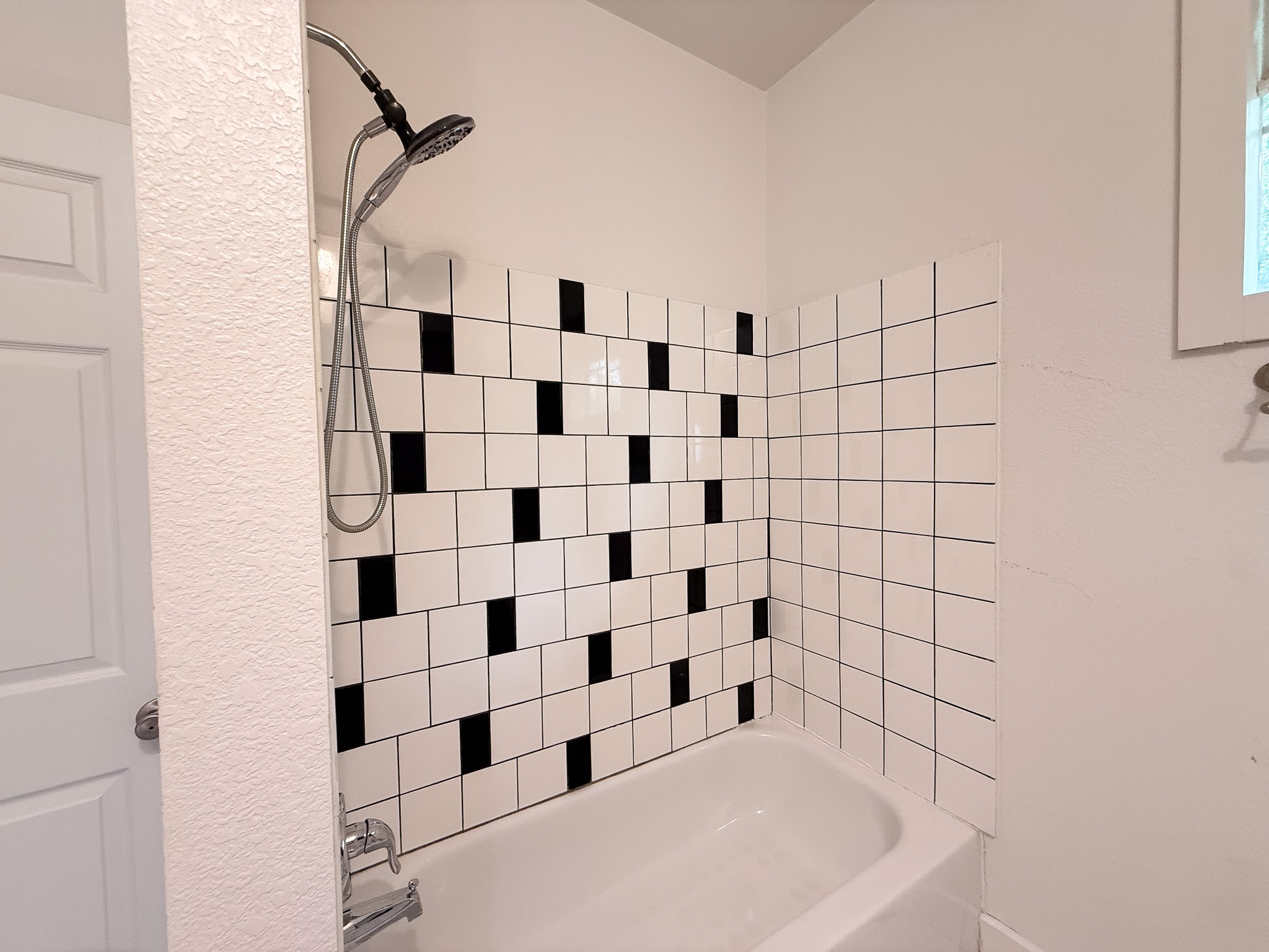 209 Joseph Street Brenham, TX 77833 - Photo 9 of 14