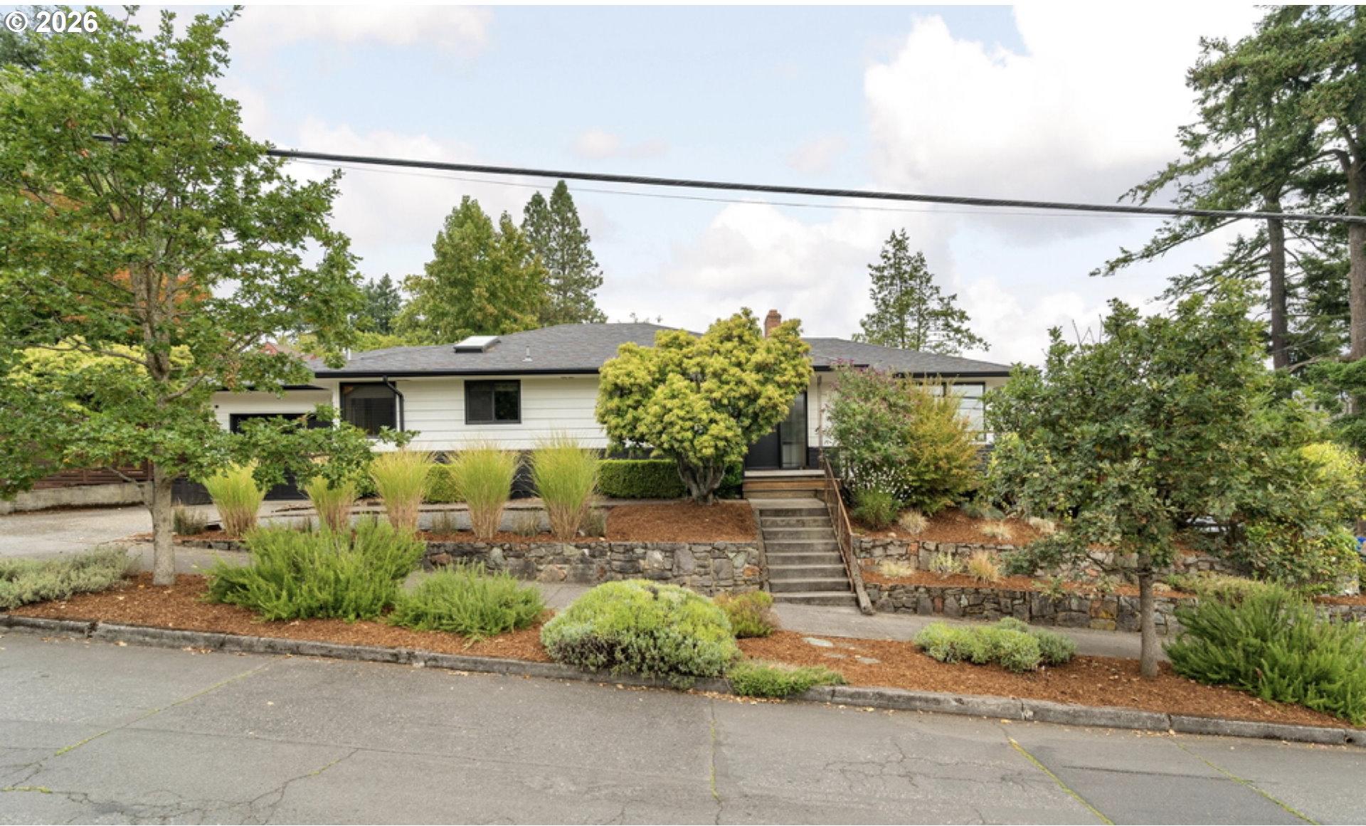 7033 Southeast Stark Street Portland, OR 97215 - Photo 1 of 48 Gallery Image 1