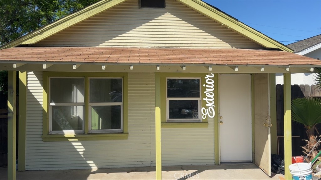 a side view of a house