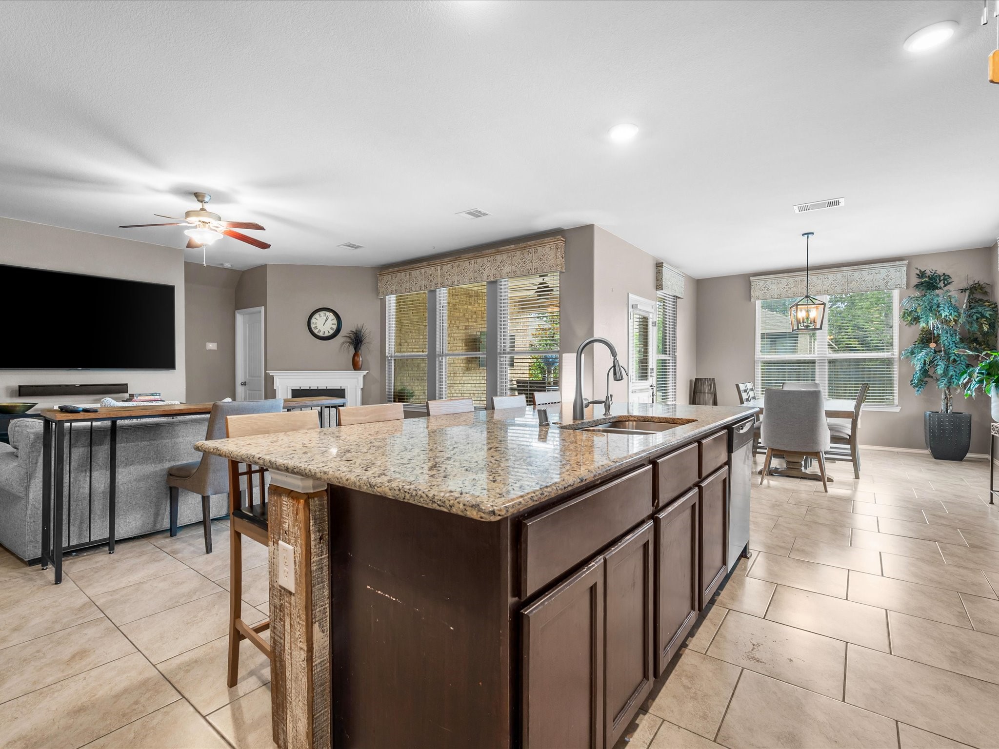 14027 Routt Forest Trail Conroe, TX 77384 - Photo 11 of 40