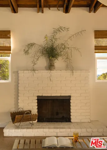 $1,099,000 | 10816 Redmont Avenue, Tujunga, CA 91042