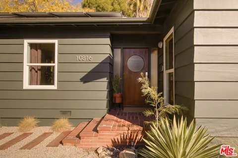 a view of front door