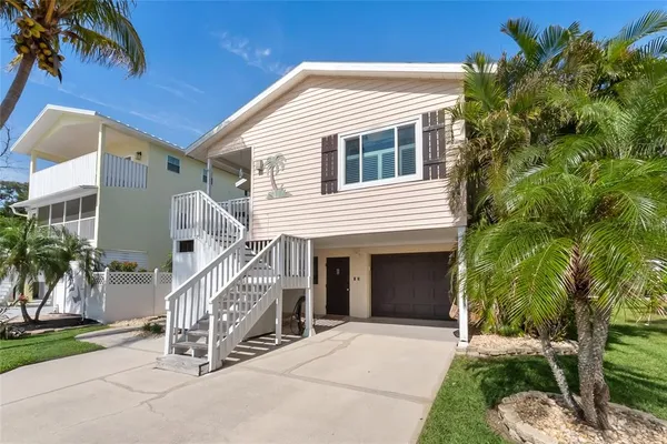 $1,074,000 | 2905 Avenue C, Holmes Beach, FL 34217