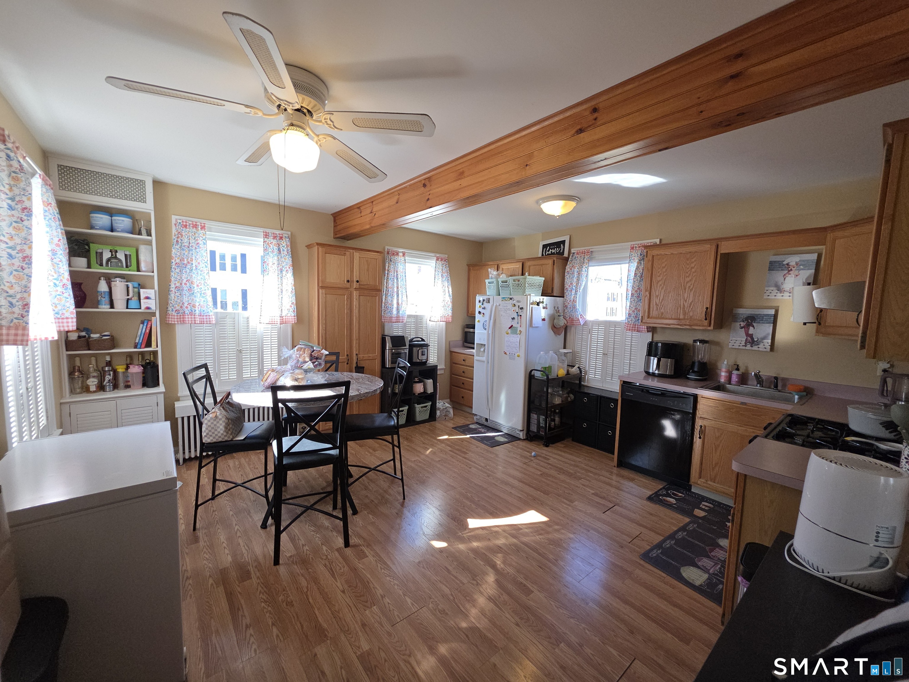 44 Maple Avenue Windsor, CT 06095 - Photo 11 of 35