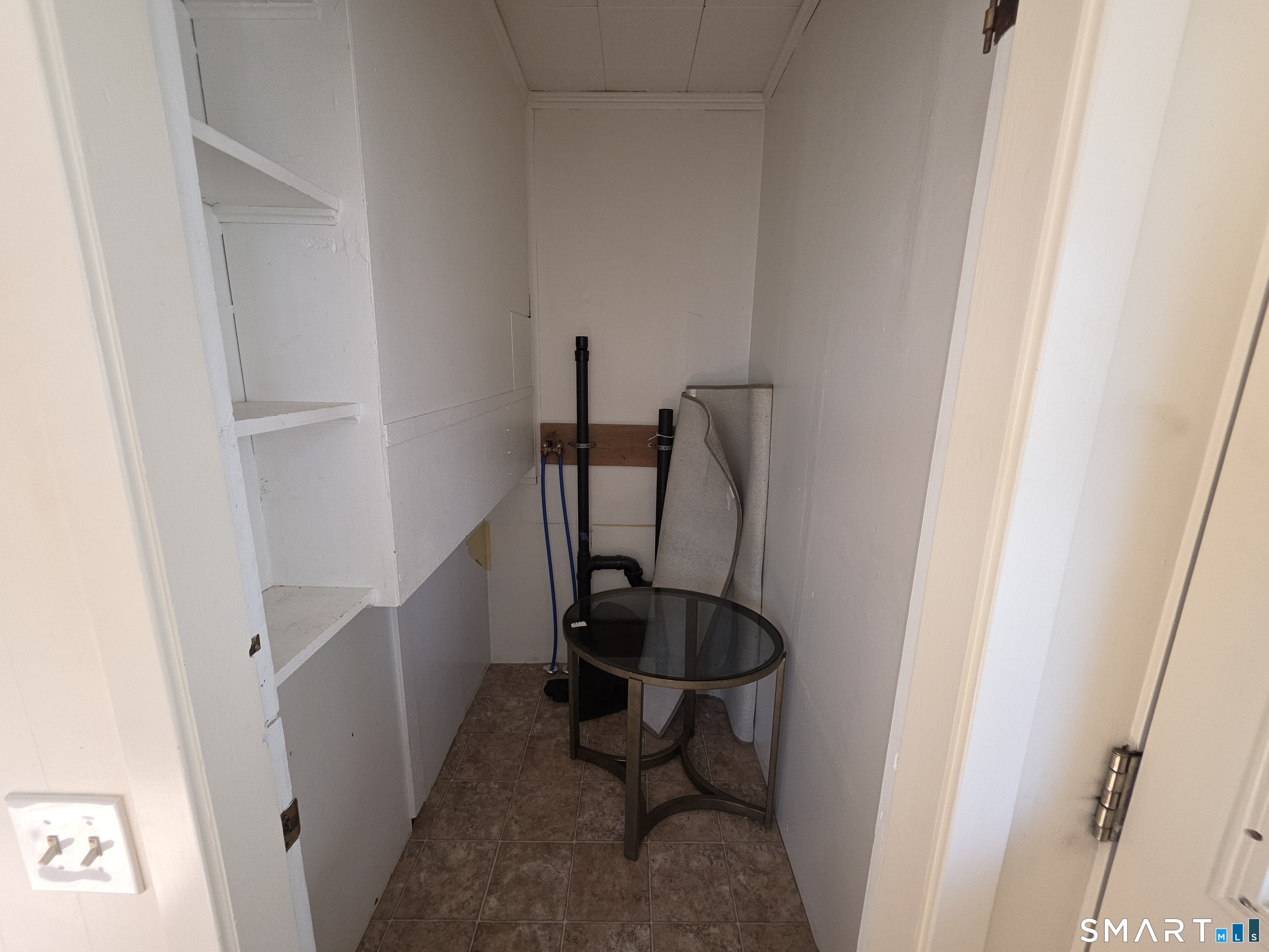 44 Maple Avenue Windsor, CT 06095 - Photo 19 of 35 Laundry Unit 44 B