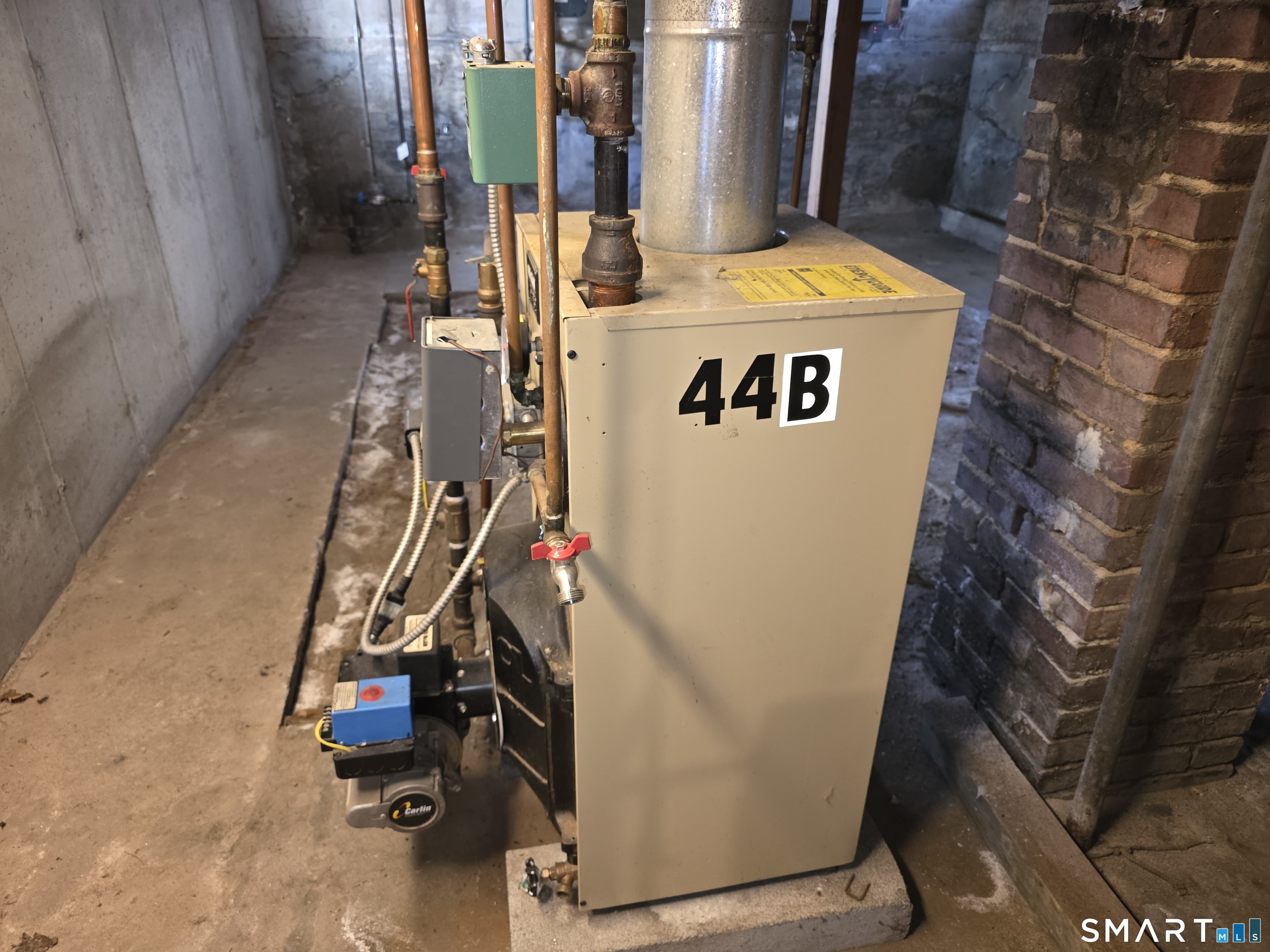 44 Maple Avenue Windsor, CT 06095 - Photo 22 of 35