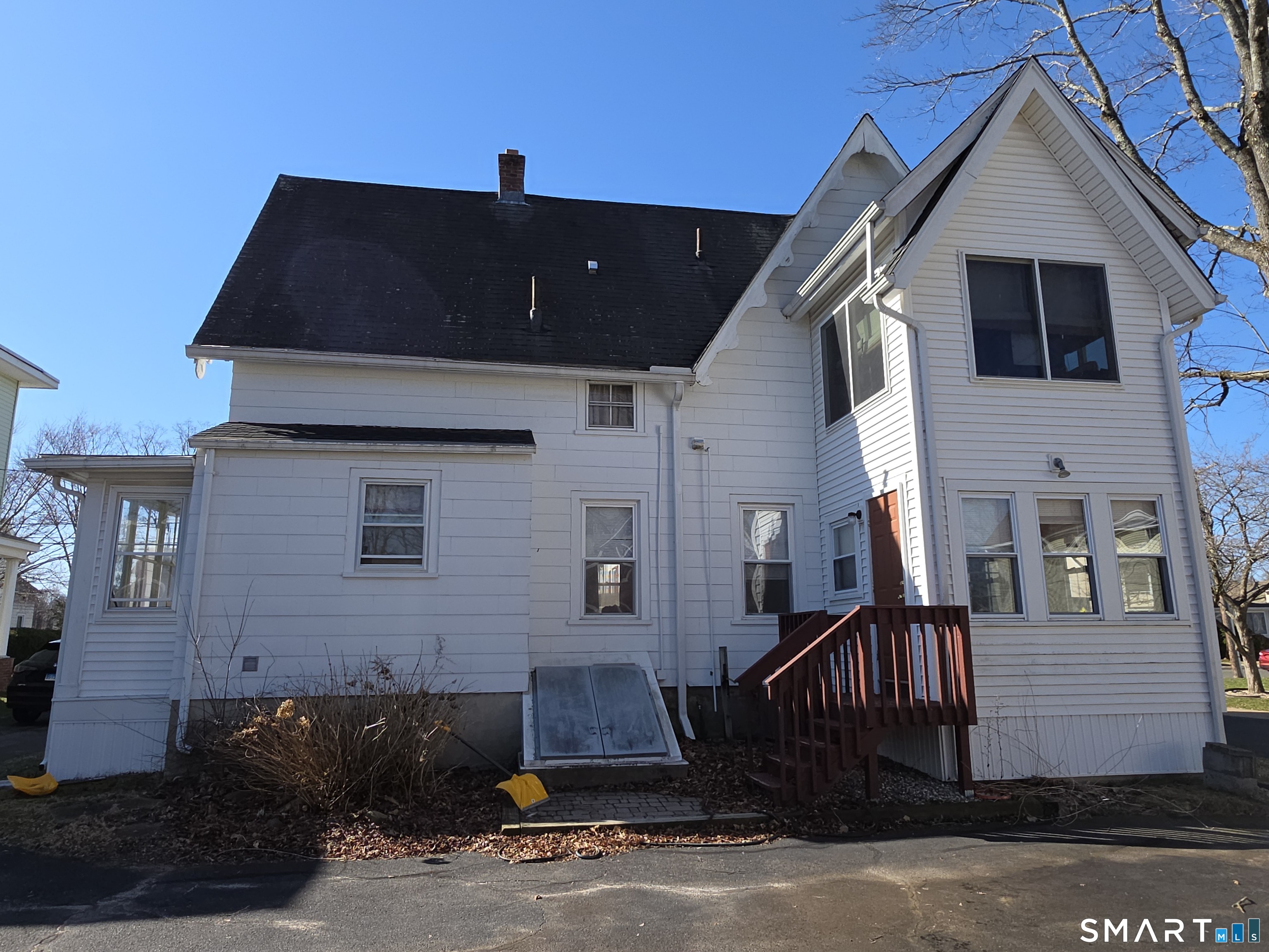 44 Maple Avenue Windsor, CT 06095 - Photo 32 of 35