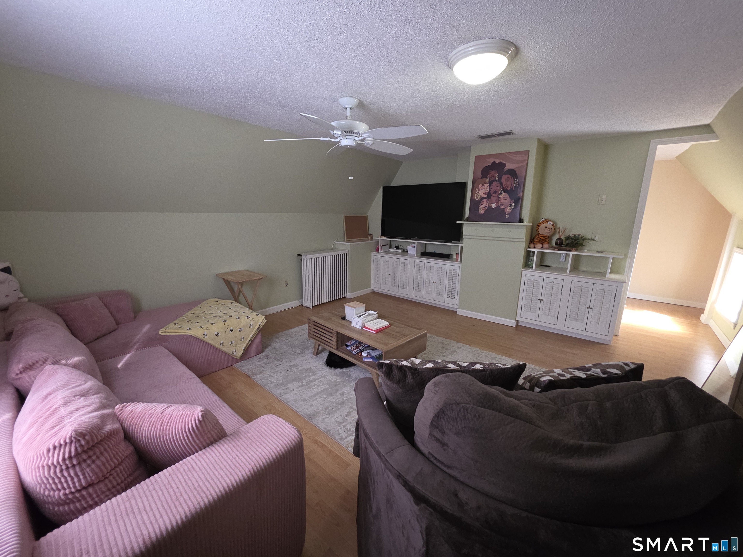 44 Maple Avenue Windsor, CT 06095 - Photo 4 of 35 Livingroom