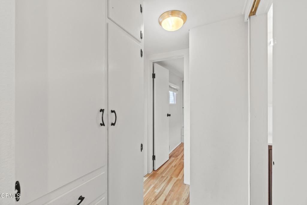 7368 Hollister Avenue, Unit 28 Goleta, CA 93117 - Photo 22 of 33 a view of a hallway