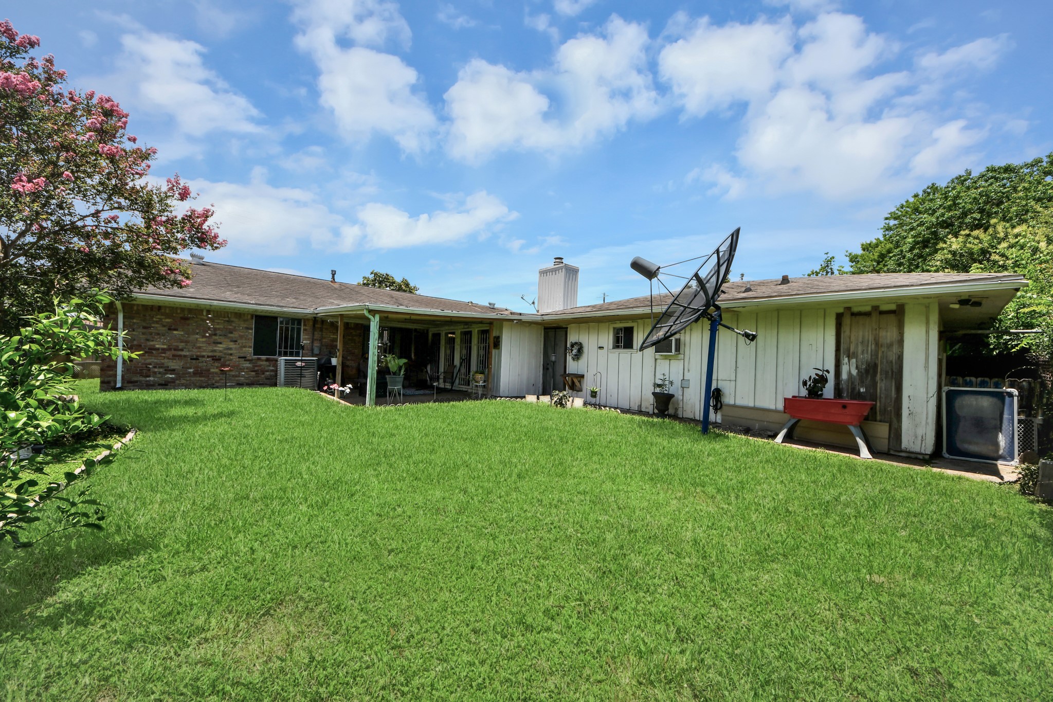 3901 Jeanetta Street Houston, TX 77063 - Photo 37 of 41 Previously detached garage has been attached with the additions of the mud room and new utility area.