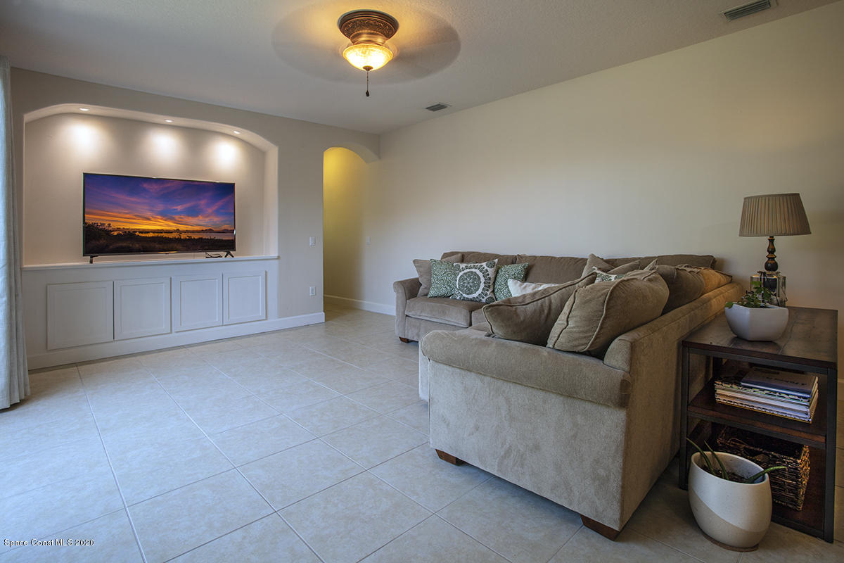 1694 Simerick Lane Melbourne, FL 32940 - Photo 17 of 55 Family Room