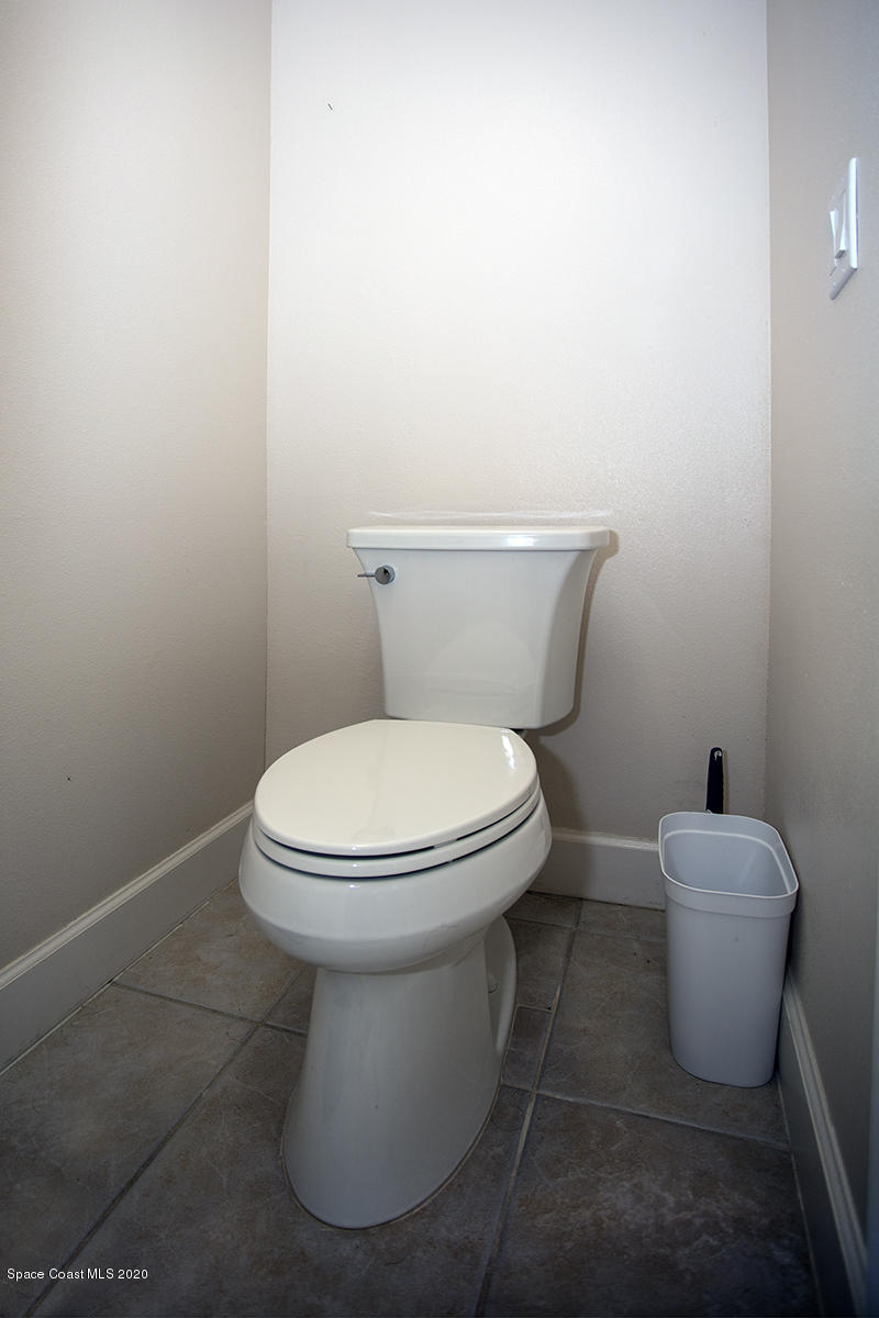 1694 Simerick Lane Melbourne, FL 32940 - Photo 33 of 55 Master Bath