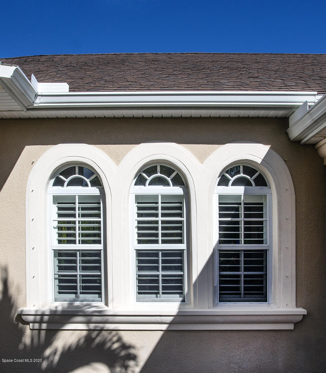 1694 Simerick Lane Melbourne, FL 32940 - Photo 7 of 55 Front Windows